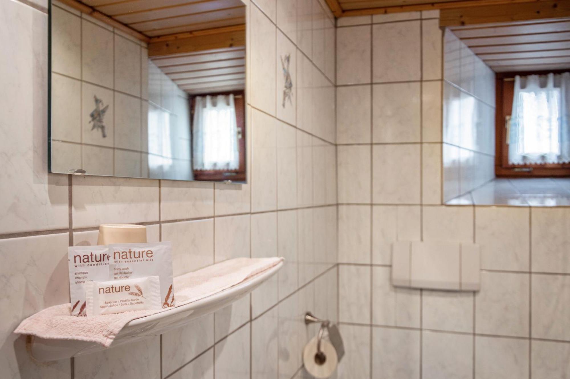 Gasthof Kern Lehrberg Экстерьер фото