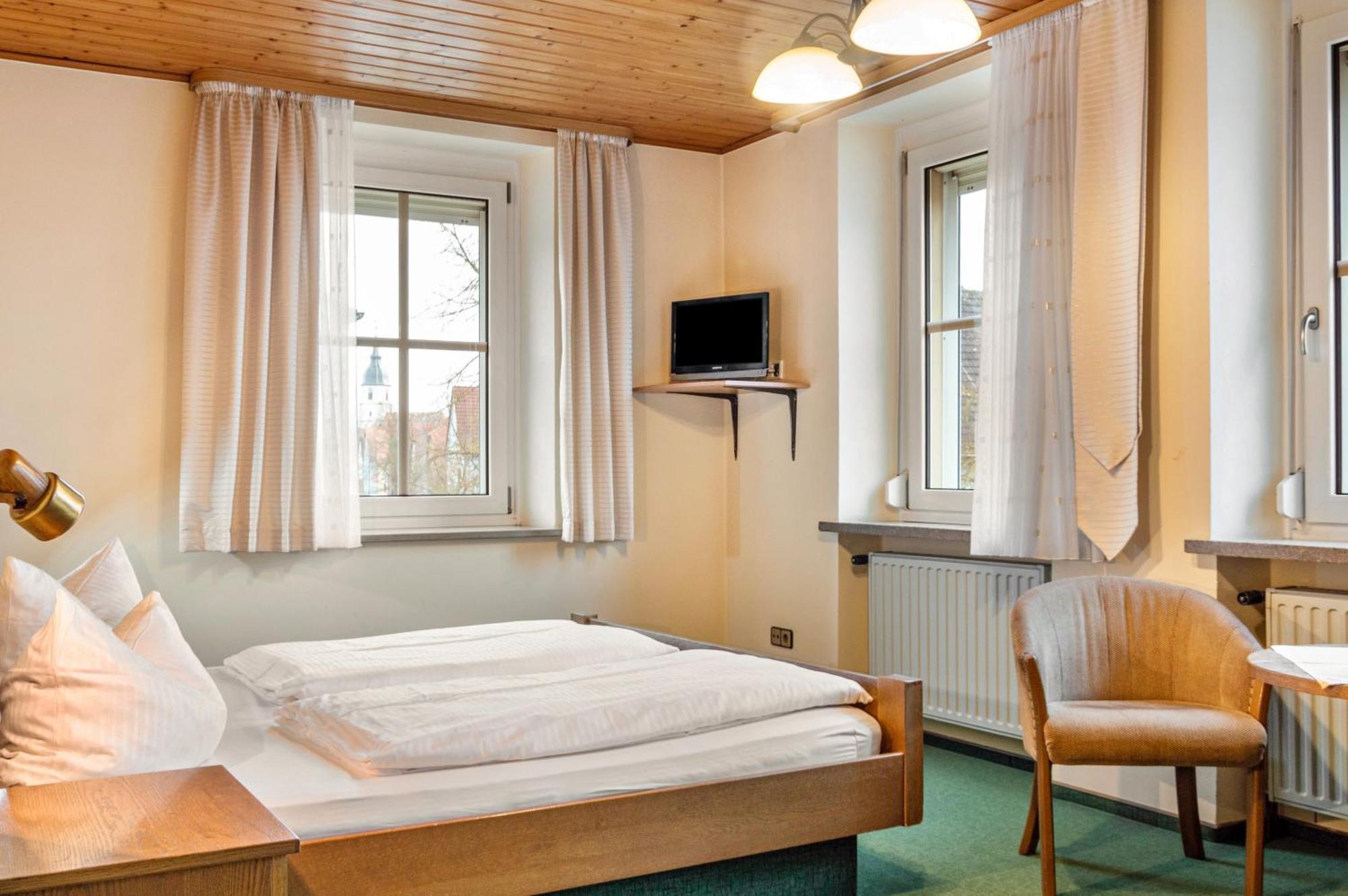 Gasthof Kern Lehrberg Экстерьер фото
